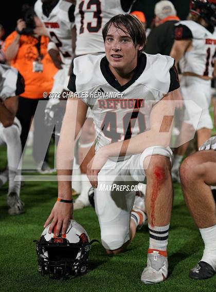 Thumbnail 2 in Timpson vs. Refugio (UIL 2A Division I Semifinal) photogallery.