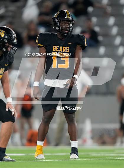 Thumbnail 1 in Timpson vs. Refugio (UIL 2A Division I Semifinal) photogallery.