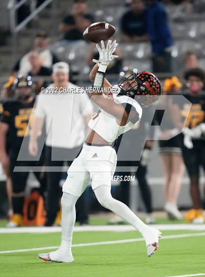 Thumbnail 2 in Timpson vs. Refugio (UIL 2A Division I Semifinal) photogallery.