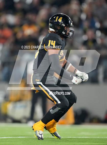 Thumbnail 1 in Timpson vs. Refugio (UIL 2A Division I Semifinal) photogallery.