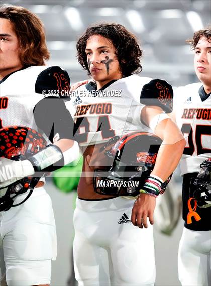 Thumbnail 3 in Timpson vs. Refugio (UIL 2A Division I Semifinal) photogallery.