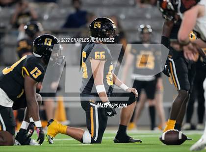 Thumbnail 3 in Timpson vs. Refugio (UIL 2A Division I Semifinal) photogallery.