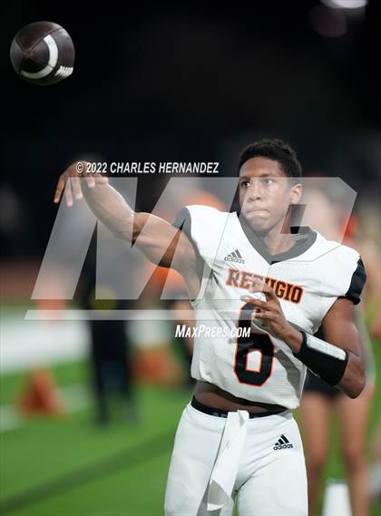Thumbnail 1 in Timpson vs. Refugio (UIL 2A Division I Semifinal) photogallery.