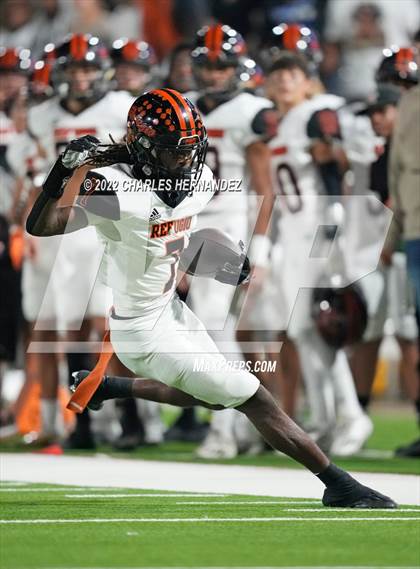 Thumbnail 2 in Timpson vs. Refugio (UIL 2A Division I Semifinal) photogallery.
