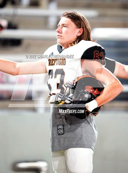 Thumbnail 1 in Timpson vs. Refugio (UIL 2A Division I Semifinal) photogallery.
