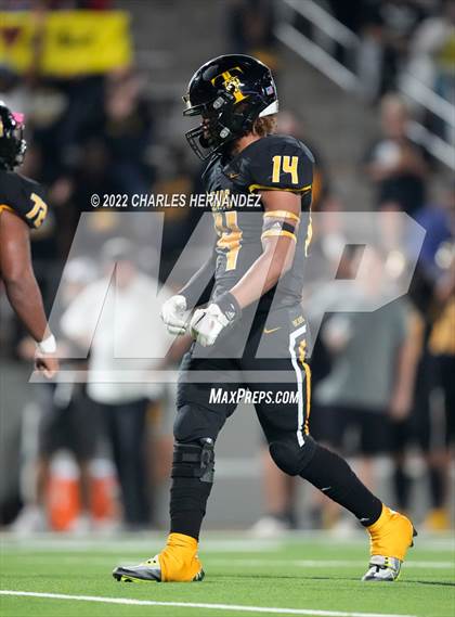 Thumbnail 3 in Timpson vs. Refugio (UIL 2A Division I Semifinal) photogallery.