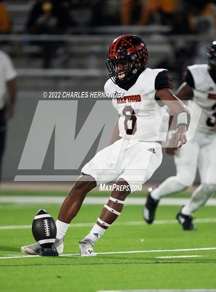 Thumbnail 2 in Timpson vs. Refugio (UIL 2A Division I Semifinal) photogallery.