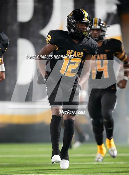 Thumbnail 1 in Timpson vs. Refugio (UIL 2A Division I Semifinal) photogallery.