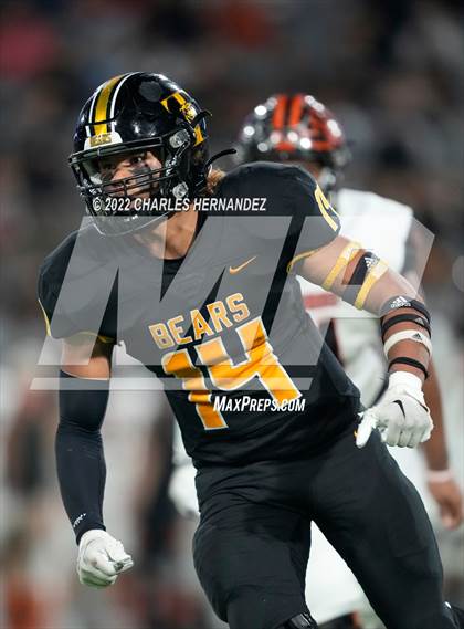 Thumbnail 2 in Timpson vs. Refugio (UIL 2A Division I Semifinal) photogallery.