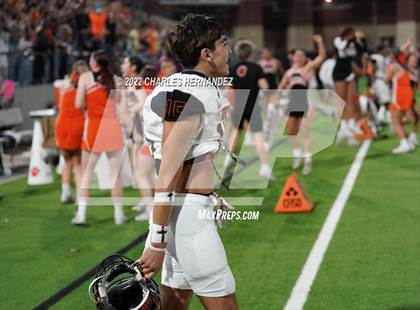 Thumbnail 2 in Timpson vs. Refugio (UIL 2A Division I Semifinal) photogallery.