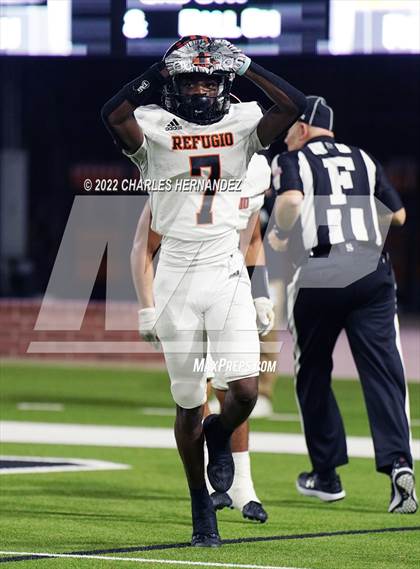 Thumbnail 3 in Timpson vs. Refugio (UIL 2A Division I Semifinal) photogallery.