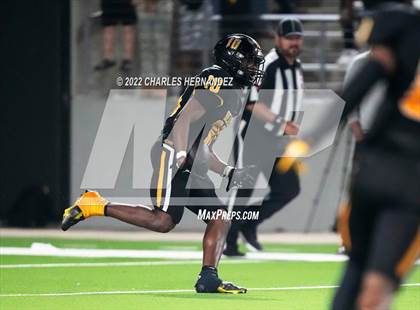 Thumbnail 1 in Timpson vs. Refugio (UIL 2A Division I Semifinal) photogallery.