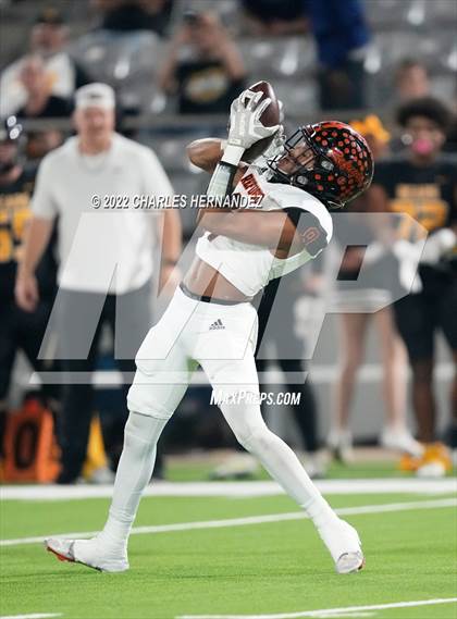 Thumbnail 1 in Timpson vs. Refugio (UIL 2A Division I Semifinal) photogallery.