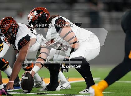 Thumbnail 3 in Timpson vs. Refugio (UIL 2A Division I Semifinal) photogallery.