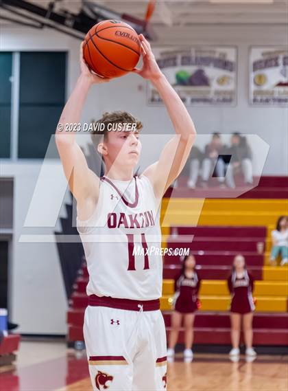 Thumbnail 2 in Washington-Liberty @ Oakton photogallery.