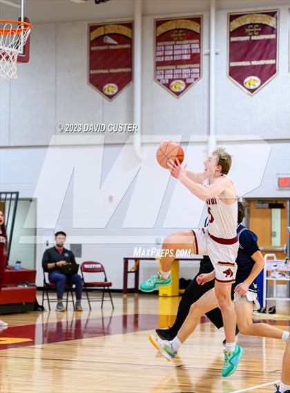 Thumbnail 1 in Washington-Liberty @ Oakton photogallery.
