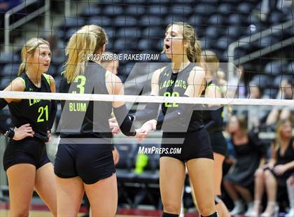 Thumbnail 1 in Blum vs. Harrold (UIL 1A Volleyball Final) photogallery.