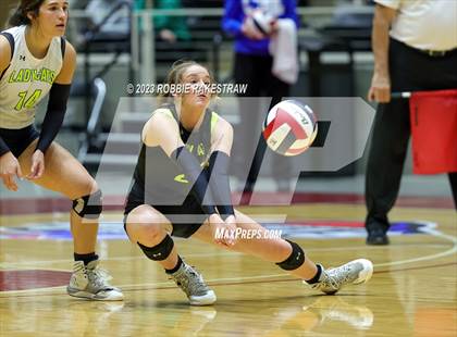 Thumbnail 2 in Blum vs. Harrold (UIL 1A Volleyball Final) photogallery.