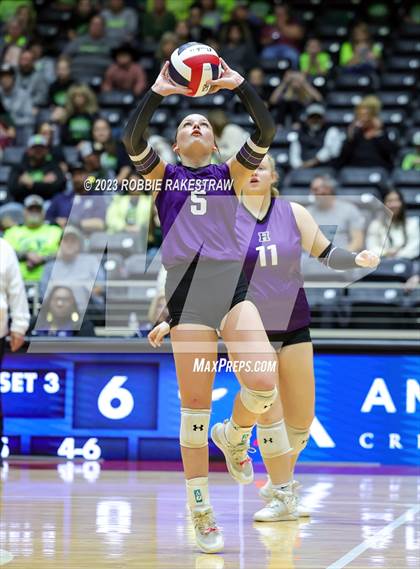 Thumbnail 1 in Blum vs. Harrold (UIL 1A Volleyball Final) photogallery.