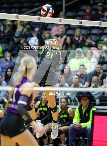 Thumbnail 2 in Blum vs. Harrold (UIL 1A Volleyball Final) photogallery.