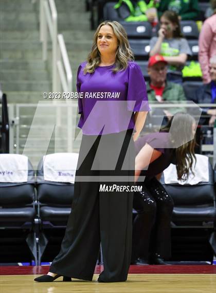 Thumbnail 1 in Blum vs. Harrold (UIL 1A Volleyball Final) photogallery.