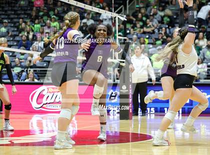 Thumbnail 2 in Blum vs. Harrold (UIL 1A Volleyball Final) photogallery.