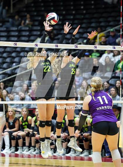 Thumbnail 2 in Blum vs. Harrold (UIL 1A Volleyball Final) photogallery.