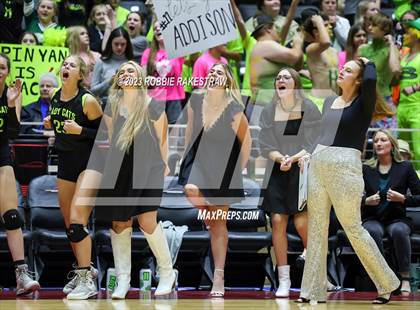 Thumbnail 3 in Blum vs. Harrold (UIL 1A Volleyball Final) photogallery.
