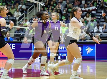 Thumbnail 1 in Blum vs. Harrold (UIL 1A Volleyball Final) photogallery.