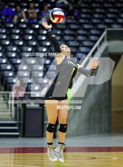 Thumbnail 1 in Blum vs. Harrold (UIL 1A Volleyball Final) photogallery.