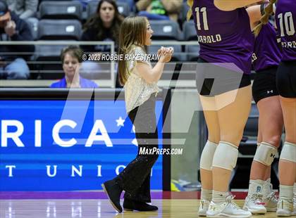 Thumbnail 1 in Blum vs. Harrold (UIL 1A Volleyball Final) photogallery.
