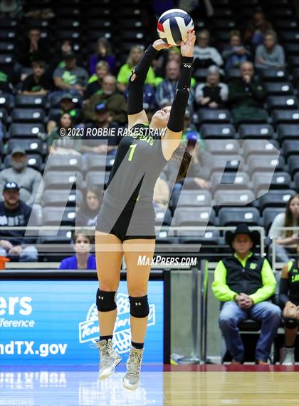 Thumbnail 3 in Blum vs. Harrold (UIL 1A Volleyball Final) photogallery.