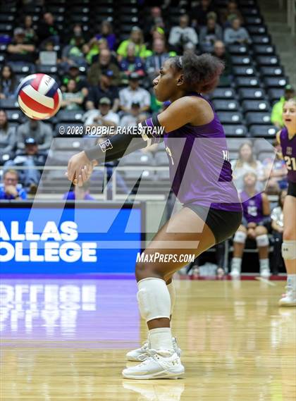 Thumbnail 2 in Blum vs. Harrold (UIL 1A Volleyball Final) photogallery.