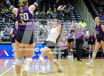 Thumbnail 2 in Blum vs. Harrold (UIL 1A Volleyball Final) photogallery.