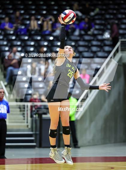 Thumbnail 2 in Blum vs. Harrold (UIL 1A Volleyball Final) photogallery.