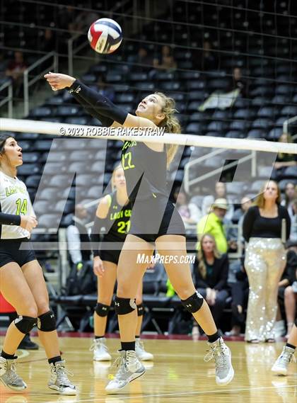 Thumbnail 3 in Blum vs. Harrold (UIL 1A Volleyball Final) photogallery.