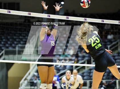 Thumbnail 2 in Blum vs. Harrold (UIL 1A Volleyball Final) photogallery.