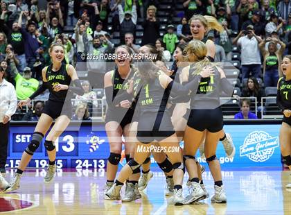 Thumbnail 2 in Blum vs. Harrold (UIL 1A Volleyball Final) photogallery.