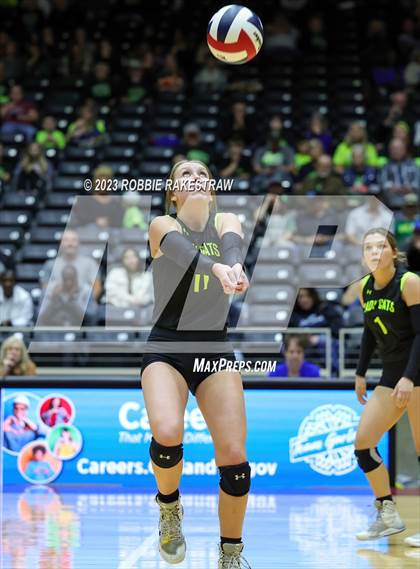 Thumbnail 3 in Blum vs. Harrold (UIL 1A Volleyball Final) photogallery.