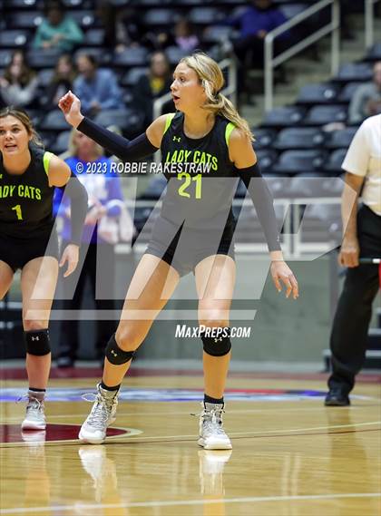 Thumbnail 1 in Blum vs. Harrold (UIL 1A Volleyball Final) photogallery.