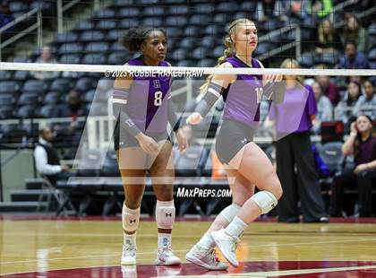 Thumbnail 3 in Blum vs. Harrold (UIL 1A Volleyball Final) photogallery.