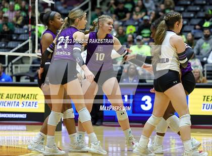 Thumbnail 1 in Blum vs. Harrold (UIL 1A Volleyball Final) photogallery.