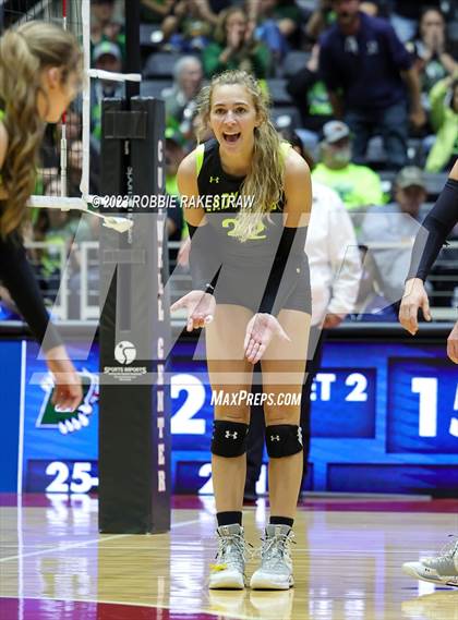 Thumbnail 1 in Blum vs. Harrold (UIL 1A Volleyball Final) photogallery.