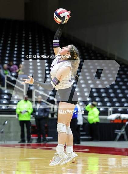 Thumbnail 2 in Blum vs. Harrold (UIL 1A Volleyball Final) photogallery.