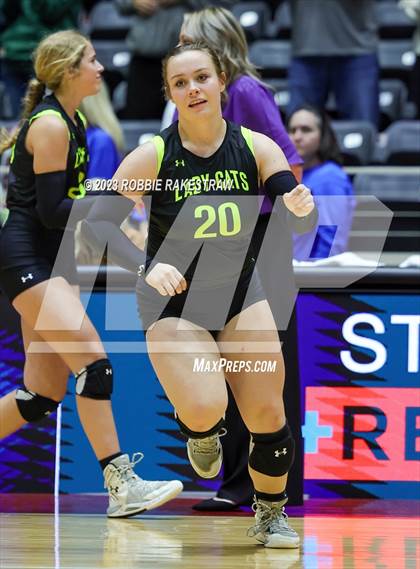 Thumbnail 3 in Blum vs. Harrold (UIL 1A Volleyball Final) photogallery.