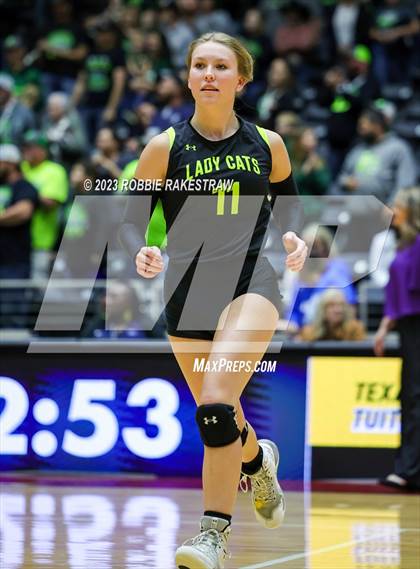 Thumbnail 3 in Blum vs. Harrold (UIL 1A Volleyball Final) photogallery.