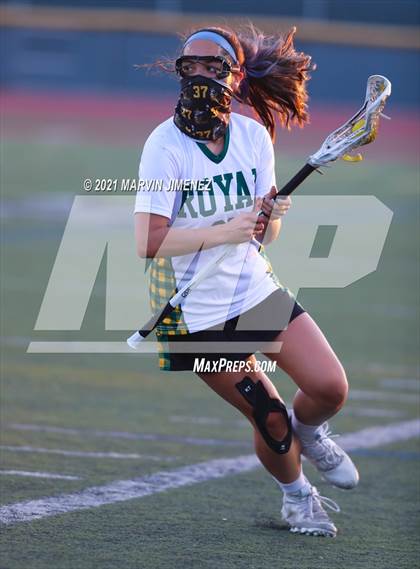 Thumbnail 3 in Royal vs. Simi photogallery.