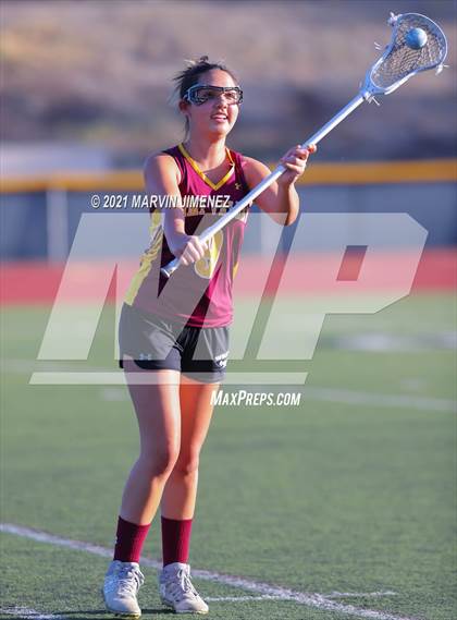 Thumbnail 2 in Royal vs. Simi photogallery.