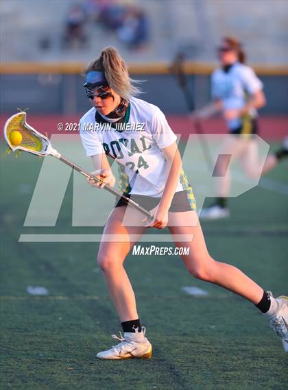Thumbnail 1 in Royal vs. Simi photogallery.
