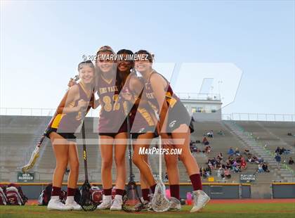 Thumbnail 1 in Royal vs. Simi photogallery.